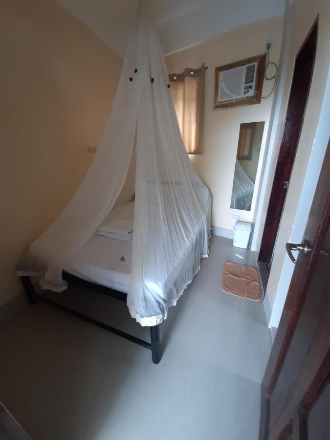 Galourique Inn El Nido Habitación foto